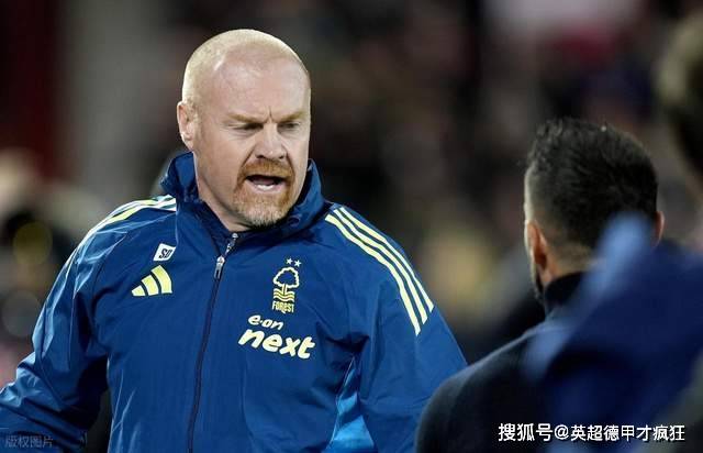 诺丁汉森林新帅肖恩戴奇继续禁止球员训练时佩戴保暖脖套和帽子!