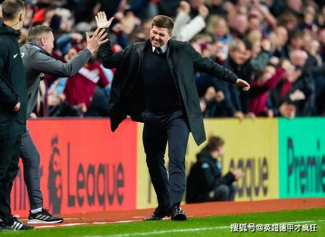 诺丁汉森林新帅肖恩戴奇继续禁止球员训练时佩戴保暖脖套和帽子!