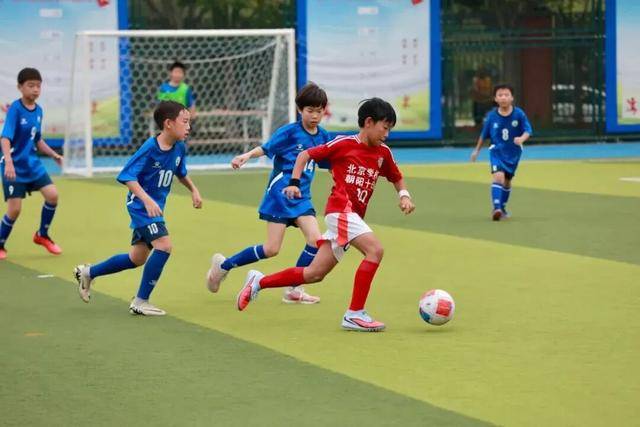 足球“班超”开战!北京“校园足球主题月”启动