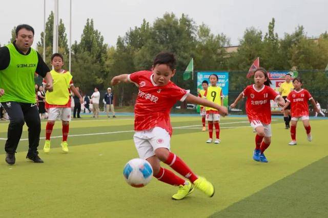 足球“班超”开战!北京“校园足球主题月”启动